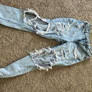ae light wash mon jeans
